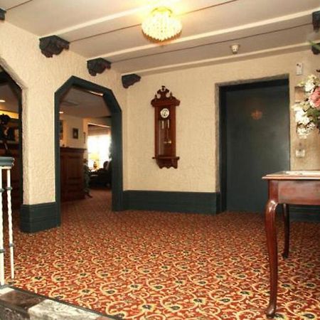 Senate Suites Extended Stay Hotel Топика Экстерьер фото