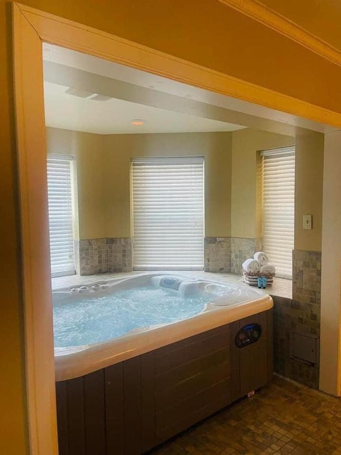 Senate Suites Extended Stay Hotel Топика Экстерьер фото