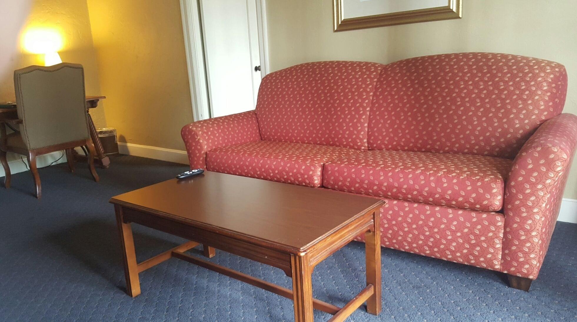 Senate Suites Extended Stay Hotel Топика Экстерьер фото
